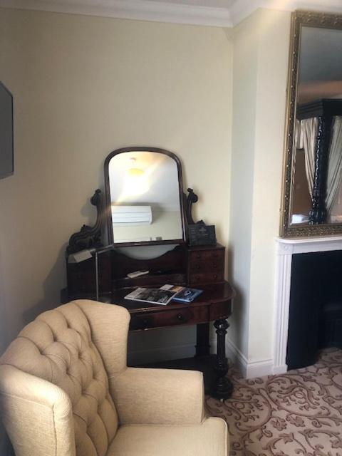 Colchester Boutique Hotel الغرفة الصورة
